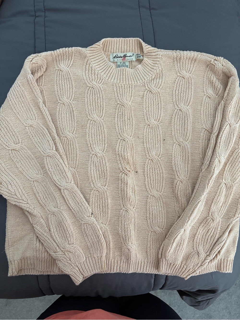 Eddie Bauer women’s Cream Cable Knit Crewneck Sweater petite medium